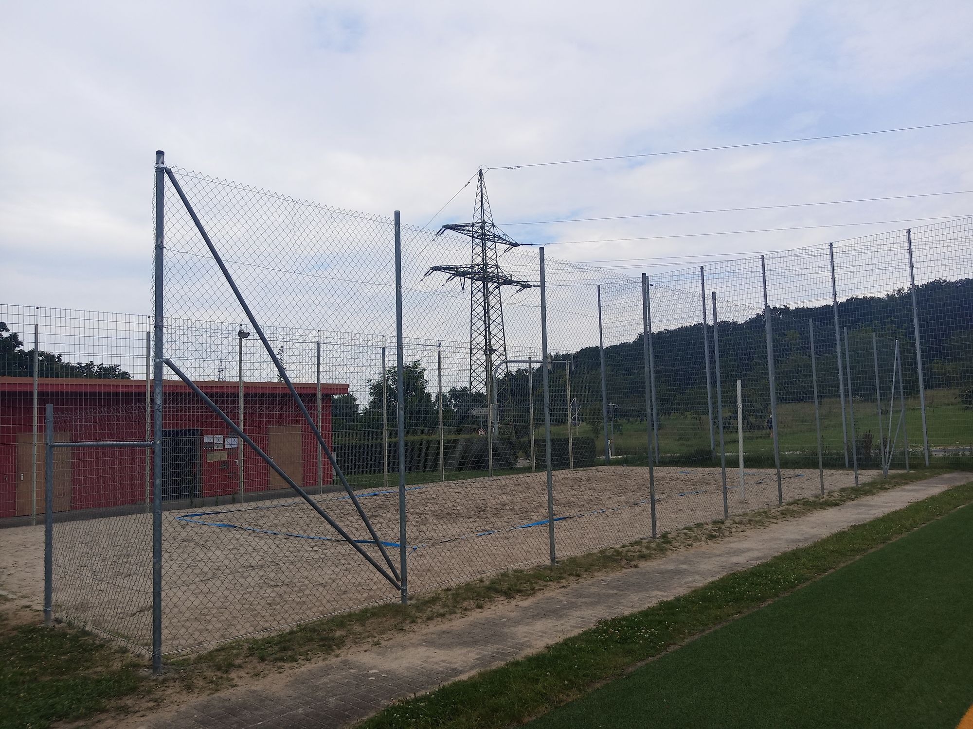 Bau Ballfangzaun 26./27.07.2024