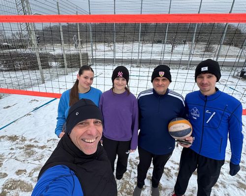 Snow-Volleyball am Oeffingen Beach